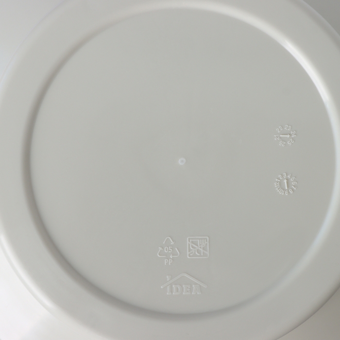 Кашпо на ножках «Флориан», 5.5 л (объём внутренней вставки 4.2 л), d=25 см, h=18.5 см, цвет белый ротанг Кашпо на ножках «Флориан», 5.5 л (объём внутренней вставки 4.2 л), d=25 см, h=18.5 см, цвет белый ротанг