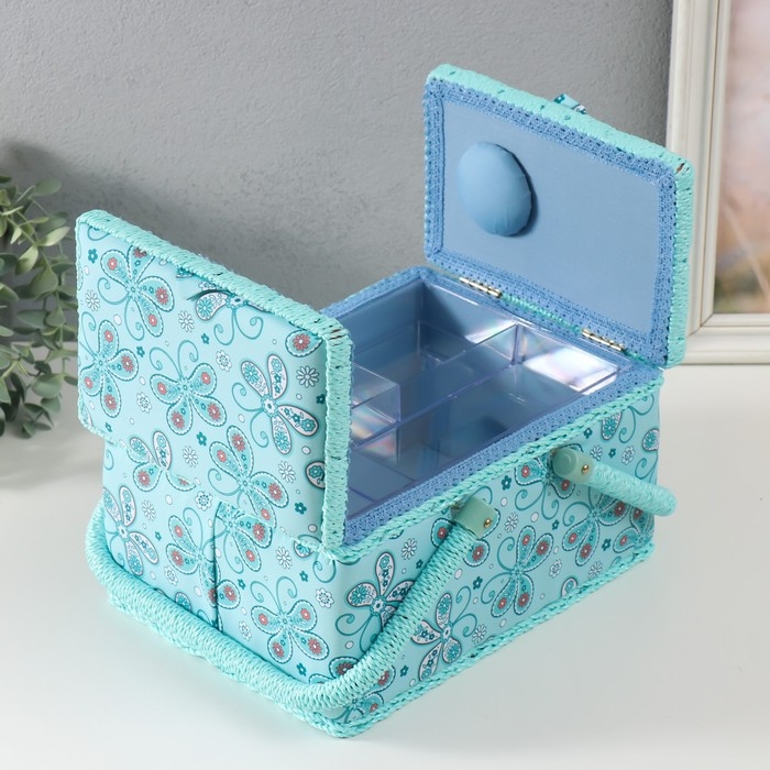 Шкатулка для рукоделия Шкатулка для рукоделия "Бабочки и цветочки на голубом" 19х26х14,5 см