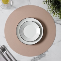 Салфетка сервировочная на стол &laquo;Тэм&raquo;, d=38 см, цвет персиковый