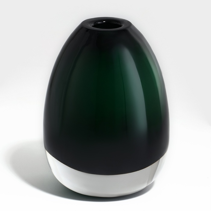 Ваза для цветов «Джозефина» из прозрачного зеленого стекла 12 х 10 х 10 см Ваза для цветов «Джозефина» из прозрачного зеленого стекла 12 х 10 х 10 см