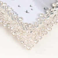 Фоторамка металл, стекло 10х15 см "Морские водоросли" золото стразы 13,3х17,5 см Фоторамка металл, стекло 10х15 см "Морские водоросли" золото стразы 13,3х17,5 см