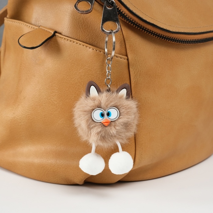 Пушистик на кольце Пушистик на кольце "Косые глазки" коричневый 9,5х6х6 см