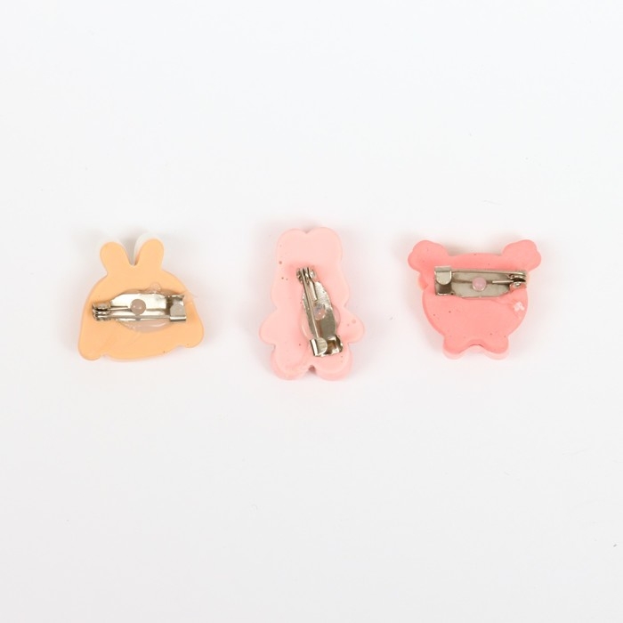 Набор пластиковых значков Набор пластиковых значков "Туси ярко всегда", 3 шт, 2,2 х 2 см