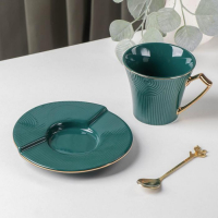 Чайная пара керамическая &laquo;Элизабет&raquo;, 3 предмета: чашка 240 мл, блюдце d=13,5 см, ложка, цвет зелёный