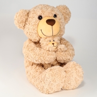 Мягкая игрушка &laquo;Медведь&raquo;, с медвежонком, 65 см, цвет бежевый