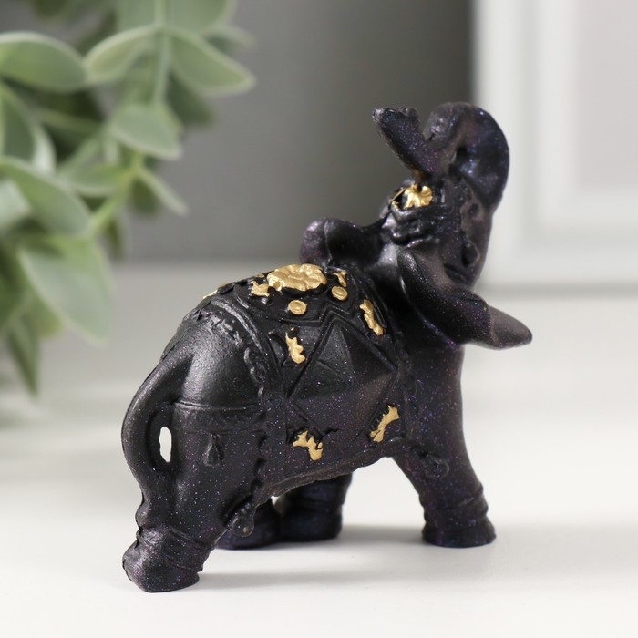 Сувенир полистоун "Сине-фиолетовый слон с попоной и золотом" 6,5х3,5х7 см