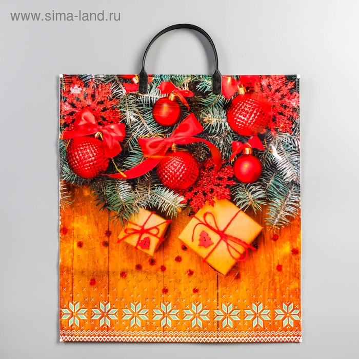 Новый год. Пакет Новый год. Пакет "Шарики на деревянном", полиэтиленовый с пластиковой ручкой, 44 х 40 см.