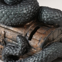 Копилка"КОБРА НА СУНДУКЕ " 20 х 17 х 12 см. Копилка"КОБРА НА СУНДУКЕ " 20 х 17 х 12 см.