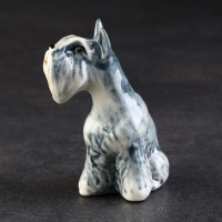 Статуэтка фарфоровая "Миттельшнауцер серый", 8х5,5х4 см, авторская роспись Статуэтка фарфоровая "Миттельшнауцер серый", 8х5,5х4 см, авторская роспись