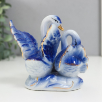 Сувенир "2 лебедя бело-синие с цветком" 10х10 см