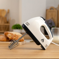 Миксер Luazon LMR-02, ручной, 180 Вт, 7 скоростей, 2 насадки, бело-чёрный Миксер Luazon LMR-02, ручной, 180 Вт, 7 скоростей, 2 насадки, бело-чёрный