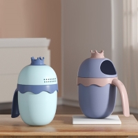 Ковш пластиковый для купания и мытья головы, детский банный ковшик &laquo;Корона&raquo;, 400 мл., с леечкой, цвет голубой