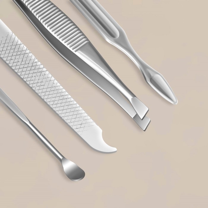 Набор маникюрный «Радуга», 7 предметов, в футляре, разноцветный Набор маникюрный «Радуга», 7 предметов, в футляре, разноцветный