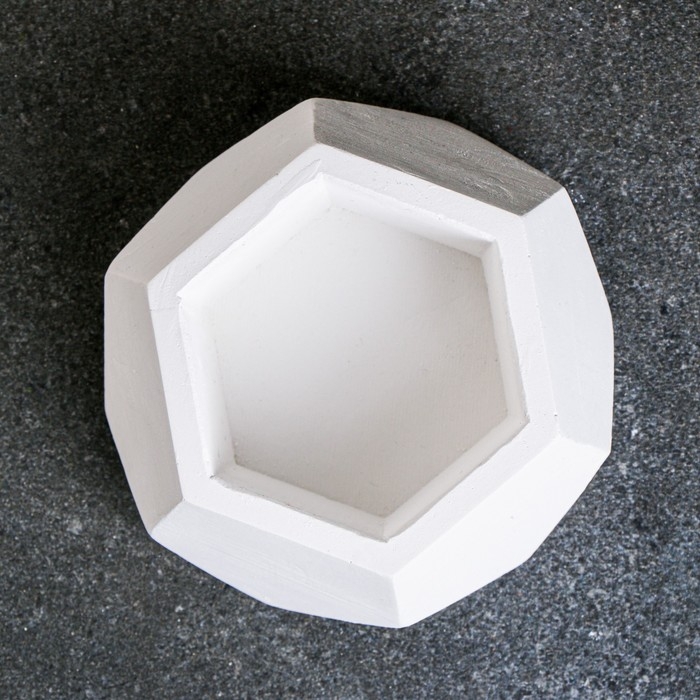 Фигурное кашпо Фигурное кашпо "Шестигранник" 11,5х11,5х5,5см