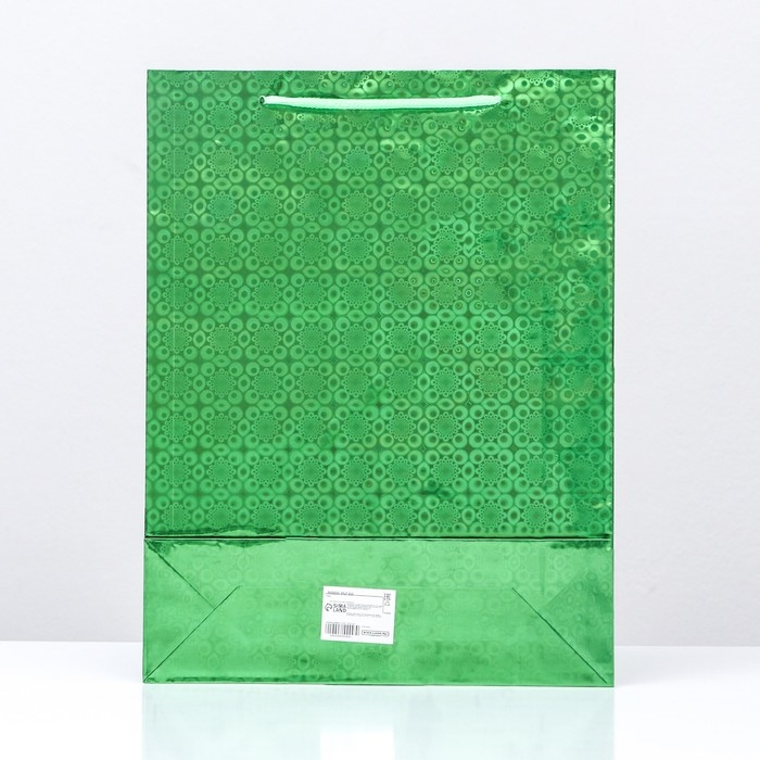Новый год. Пакет подарочный, фольгированный, Новый год. Пакет подарочный, фольгированный, "Зеленый" 34 Х 26 Х 8 см.