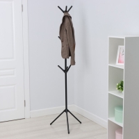 Вешалка напольная LaDо́m, 170 см, цвет чёрный Вешалка напольная LaDо́m, 170 см, цвет чёрный