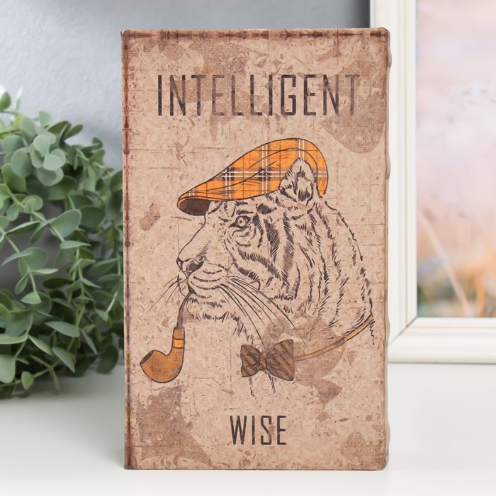 Сейф-книга дерево кожзам Сейф-книга дерево кожзам "Тигр в кепке и с трубкой" 21х13х5 см