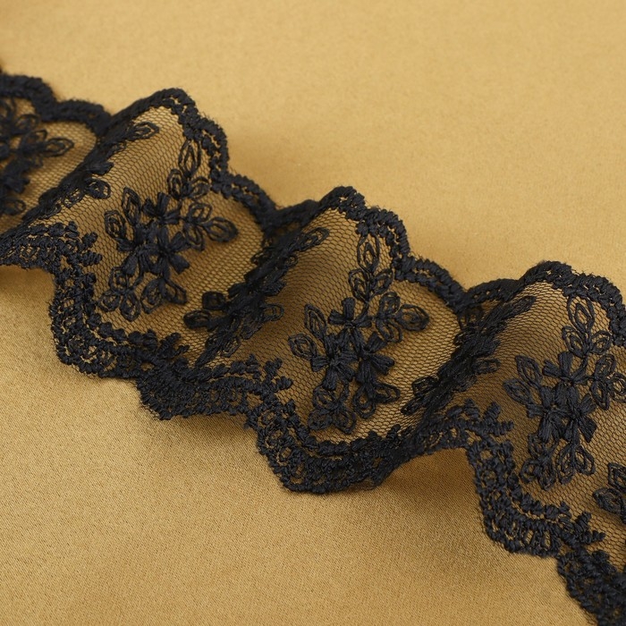 Кружево на сетке, 55 мм &times; 9 &plusmn; 0,5 м, цвет чёрный
