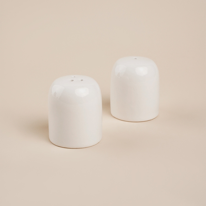 Набор фарфоровый для специй и соусов на деревянной подставке SL Home &laquo;Тренто&raquo;, 5 предметов: 2 соусника 340 мл, 2 банки для специй 60 мл, подставка