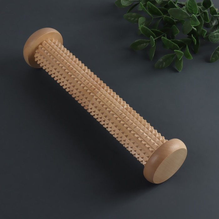 Массажёр для ног &laquo;Валик&raquo;, деревянный, с шипами, d = 5,5 &times; 24 см