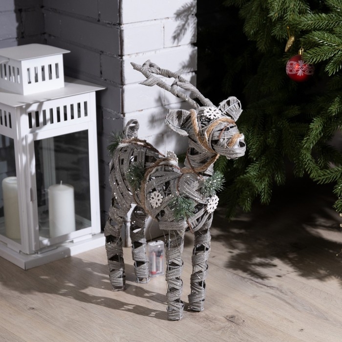Светодиодная фигура &laquo;Серый олень&raquo; 34 &times; 48 &times; 12 см, металл, текстиль, батарейки ААх2 (не в комплекте), свечение тёплое белое