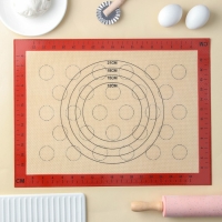 Силиконовый коврик армированный двусторонний с разлиновкой &laquo;Пекарь&raquo;, 30&times;40 см, цвет бежевый