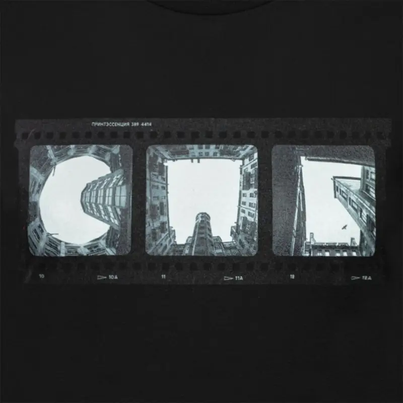 Футболка женская &laquo;Небо-Душа&raquo; (дворы СПб), черная, размер XS