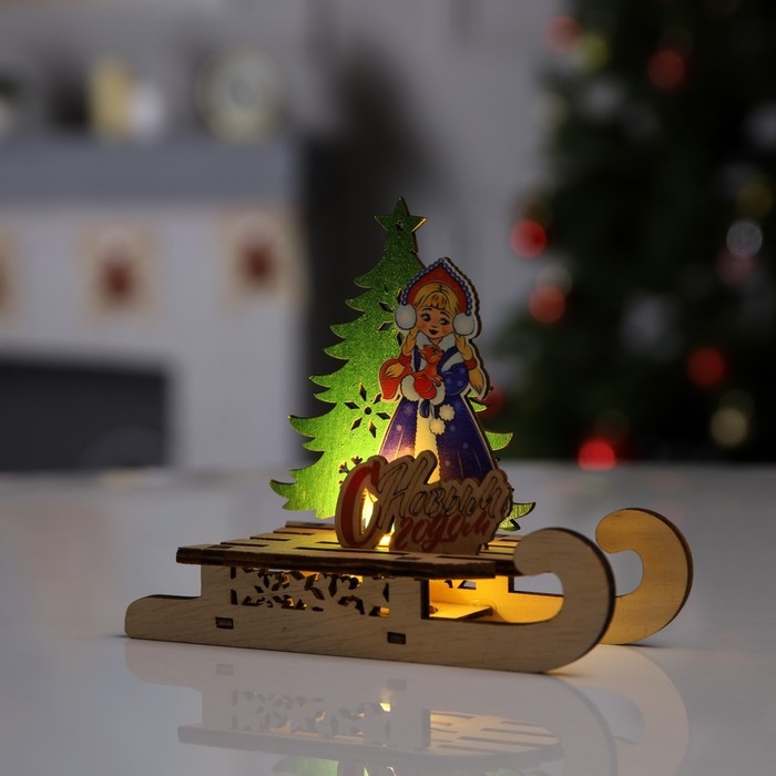 Светодиодная фигура &laquo;Сани со Снегурочкой&raquo; 15.5 &times; 12 &times; 5.5 см, дерево, батарейки LR1130х3 (в комплекте), свечение тёплое белое