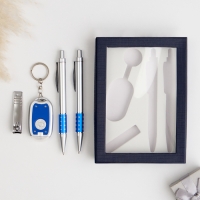 Набор подарочный 4в1 (2 ручки, кусачки, фонарик синий) Набор подарочный 4в1 (2 ручки, кусачки, фонарик синий)