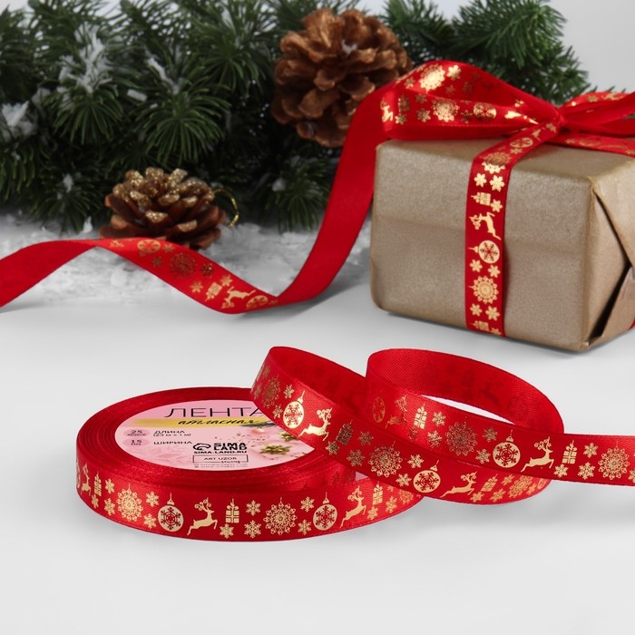 Новый год! Лента атласная с тиснением &laquo;Олени&raquo;, 15 мм, 23 &plusmn; 1 м, цвет красный/золотой №026