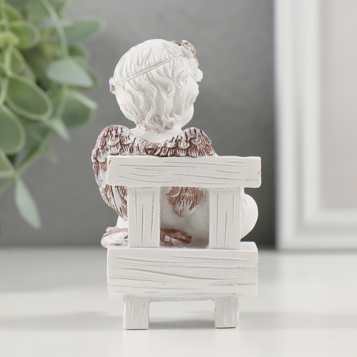 Сувенир полистоун Сувенир полистоун "Милый ангелочек на скамье с сердцем" кофейный венок 5х5х9 см