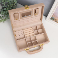 Шкатулка кожзам для украшений чемодан "Крупная клетка" бежевая 9х25х17 см Шкатулка кожзам для украшений чемодан "Крупная клетка" бежевая 9х25х17 см