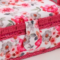 Шкатулка для рукоделия "Розовые цветы" 18х12х9,5 см Шкатулка для рукоделия "Розовые цветы" 18х12х9,5 см