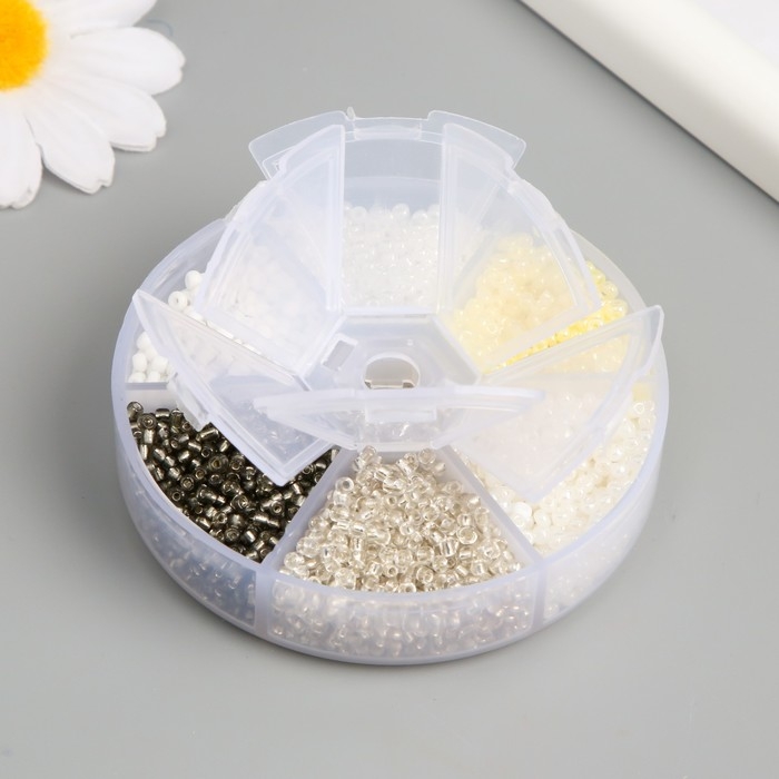 Бисер стекло 8/0 (3 мм) в шкатулке Бисер стекло 8/0 (3 мм) в шкатулке "Белый" 6 цветов х 10 гр 8х8х2 см