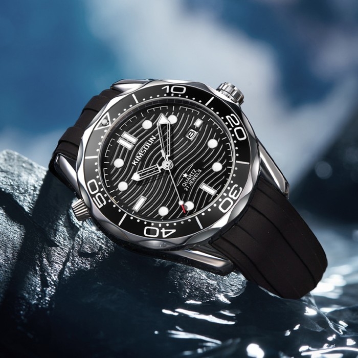 Часы наручные кварцевые мужские, d-4.3 см, водонепроницаемые Часы наручные кварцевые мужские, d-4.3 см, водонепроницаемые