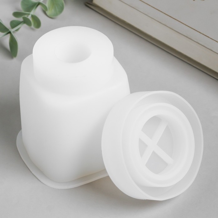 Молд силикон "Баночка квадратная" с крышкой 7,5х7,5х10,4 см