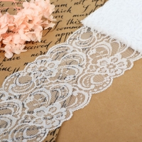 Кружево капроновое, 90 мм &times; 3 &plusmn; 0,5 м, цвет белый