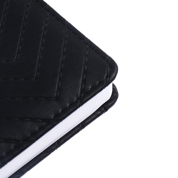 Ежедневник недатированный, A5, 136 листов, кожзам, deVENTE.Elizabeth, твердая обложка с поролоном, хлястик, перфорация, ляссе, блок 70%, черный