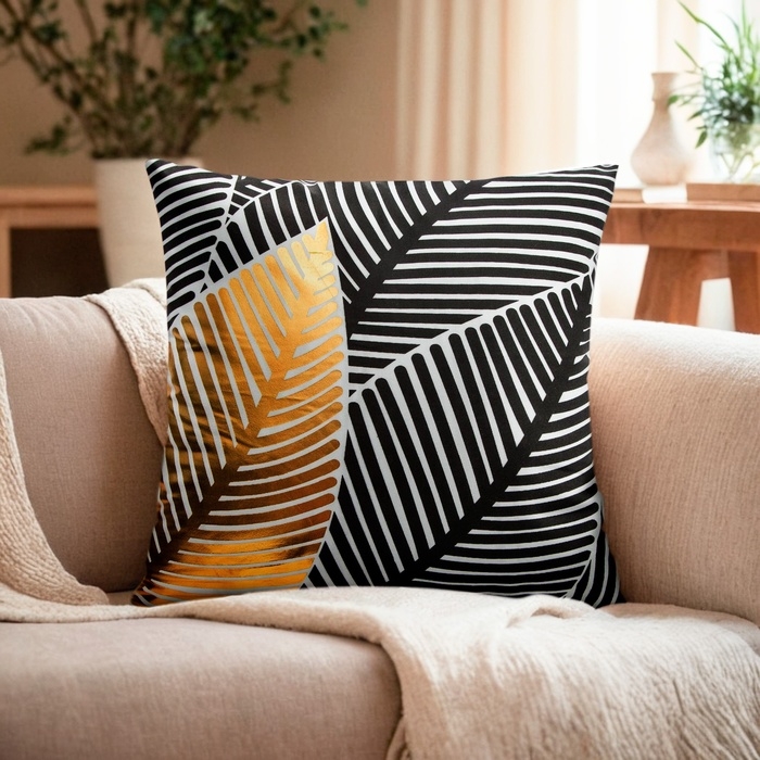 Наволочка декоративная Этель &laquo;Листья&raquo; 42 х 42 см, велюр