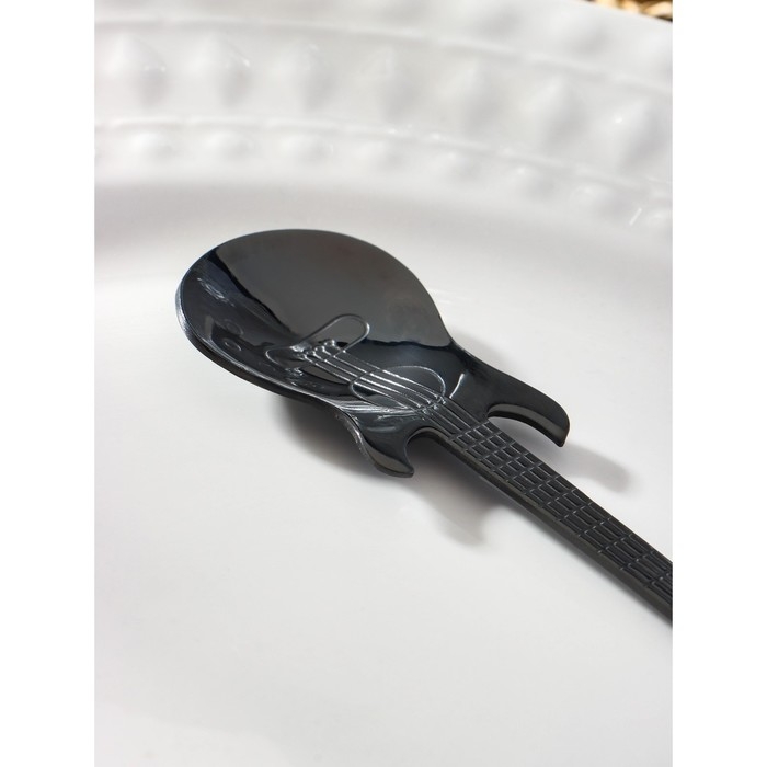 Ложка десертная из нержавеющей стали Magistro «Гитара», длина 12 см, цвет чёрный Ложка десертная из нержавеющей стали Magistro «Гитара», длина 12 см, цвет чёрный