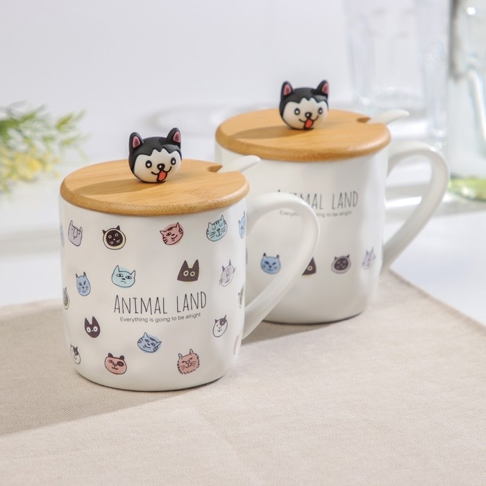Кружка керамическая с деревянной крышкой и ложкой «Зверята», 360 мл, рисунок МИКС Кружка керамическая с деревянной крышкой и ложкой «Зверята», 360 мл, рисунок МИКС