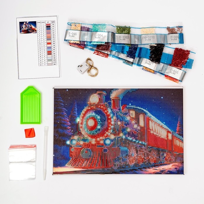 Новогодняя алмазная мозаика с гирляндой на раме с частичным заполнением &laquo;Новый год. Новогодний экспресс&raquo;, 20 х 30 см