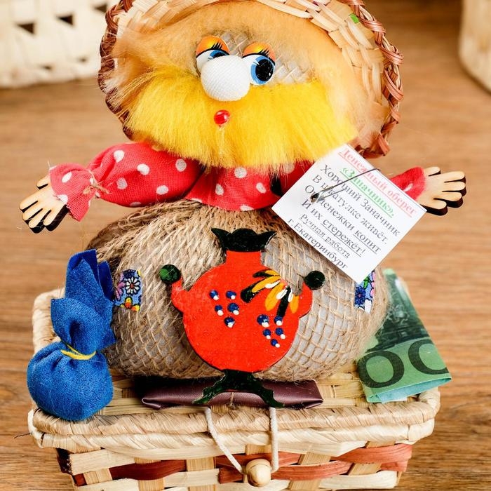 Оберег - шкатулка &laquo;Домовой&raquo;, на сундучке, 12х17х19 см, микс