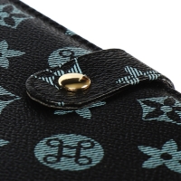 Планинг карманный недатированный, 80 листов, 100х170 мм, deVENTE.Selena, твердая обложка кожзам с поролоном, хлястик, ляссе, блок 70%, черный Планинг карманный недатированный, 80 листов, 100х170 мм, deVENTE.Selena, твердая обложка кожзам с поролоном, хлястик, ляссе, блок 70%, черный