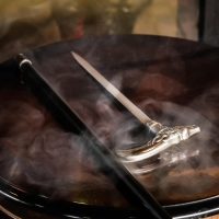 Сувенирное изделие Трость с кинжалом, клинок 30см, рукоять Дракон Сувенирное изделие Трость с кинжалом, клинок 30см, рукоять Дракон