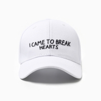 Кепка женская с вышивкой MIST Hearts, белый, р. 56-58 Кепка женская с вышивкой MIST Hearts, белый, р. 56-58