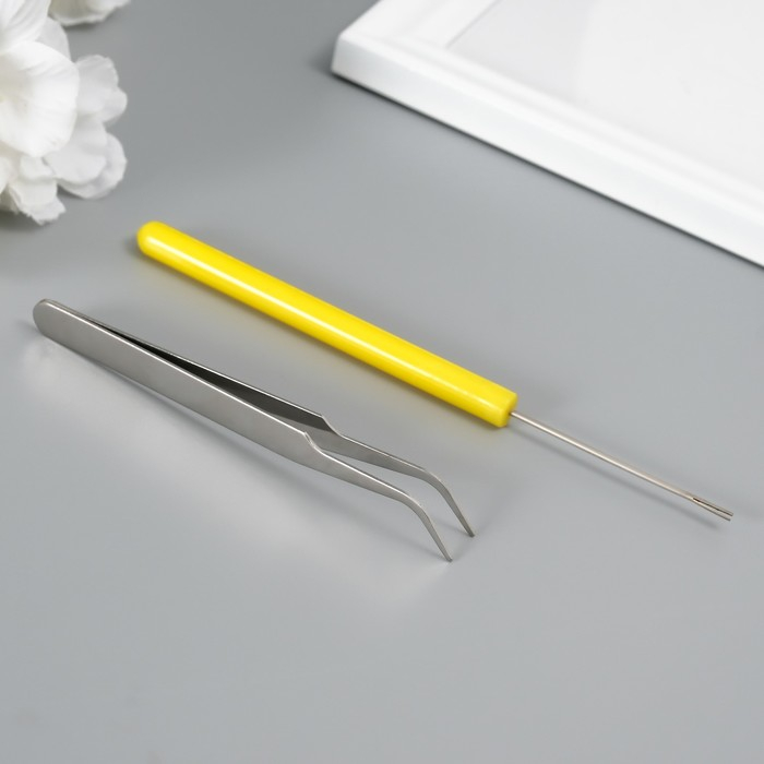 Набор инструментов для квиллинга(170 пол.0,5см, клей,иголки,линейка,пинцет,ин.д/кв.) 21х30см