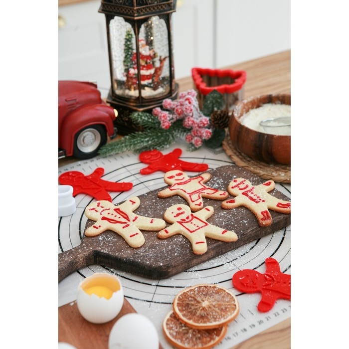 Форма для печенья с 3-мя печатями двухсторонними и прессом Доляна &laquo;Пряничный человечек&raquo;, 13&times;11&times;3,5 см, цвет МИКС