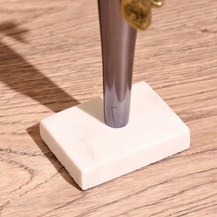 Подсвечник Подсвечник "Олень" 25 см, металл, мрамор