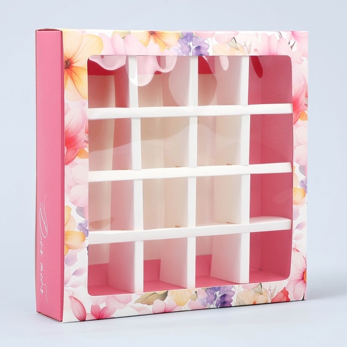 Коробка для конфет, кондитерская упаковка, 16 ячеек, &laquo;Цветы&raquo; 17.7 х 17.7 х 3.8 см